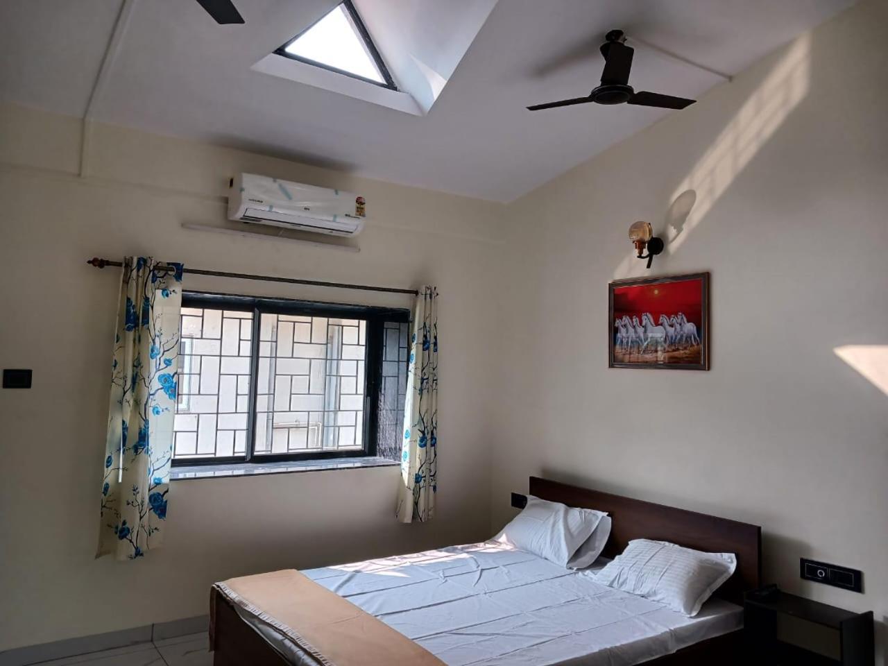Lavish Villa - 3 Bhk Pool With Lawn Lonavala Eksteriør bilde