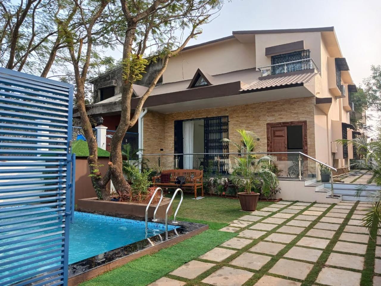 Lavish Villa - 3 Bhk Pool With Lawn Lonavala Eksteriør bilde